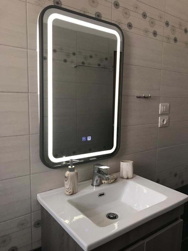Alfa Apartaments Sarandë Esterno foto